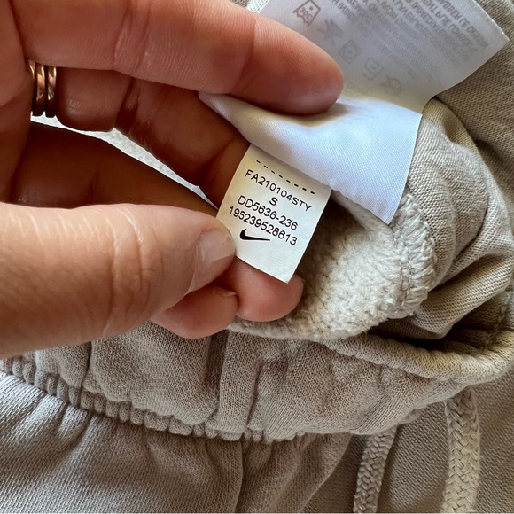 Nike Barrel Leg Sweatpants - Light Tan - Picture 5 of 10